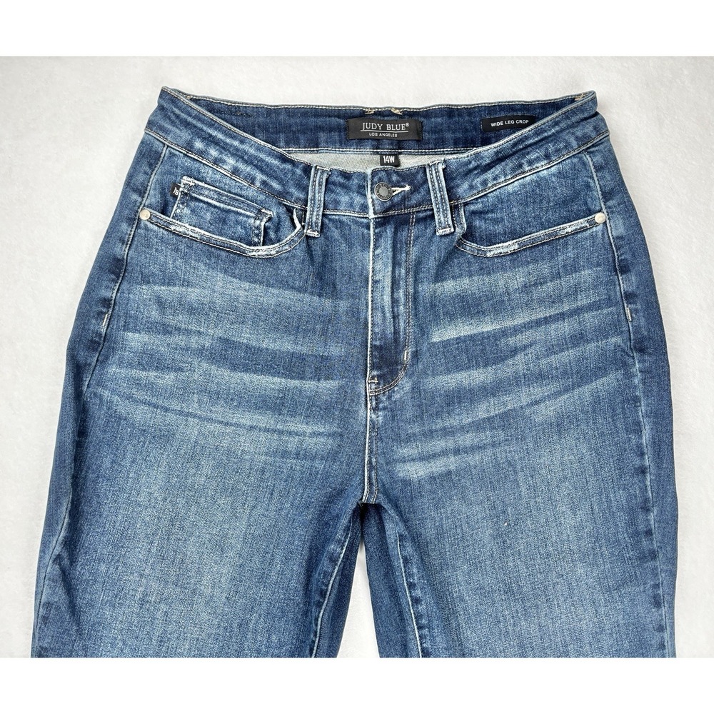 Judy Blue Women's Wide Leg Crop Jeans Size 14W High Rise Raw Hem Denim - Picture 3 of 11